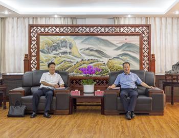 校党委书记毕明福带队赴宿州市洽谈校地合作